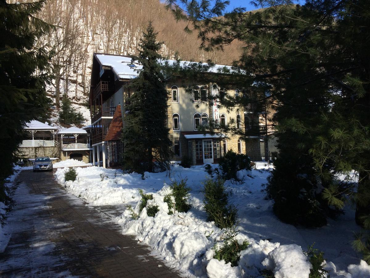 Pension Casa Alba Slănic-Moldova Екстериор снимка